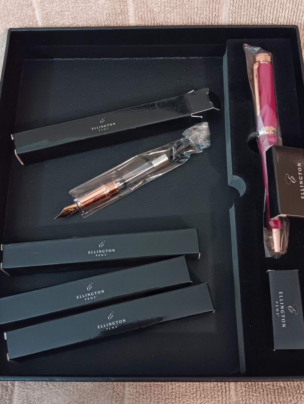 Ellington Fountain Pen & Journal Gift Set - Pink/Tan - Picture 8 of 9